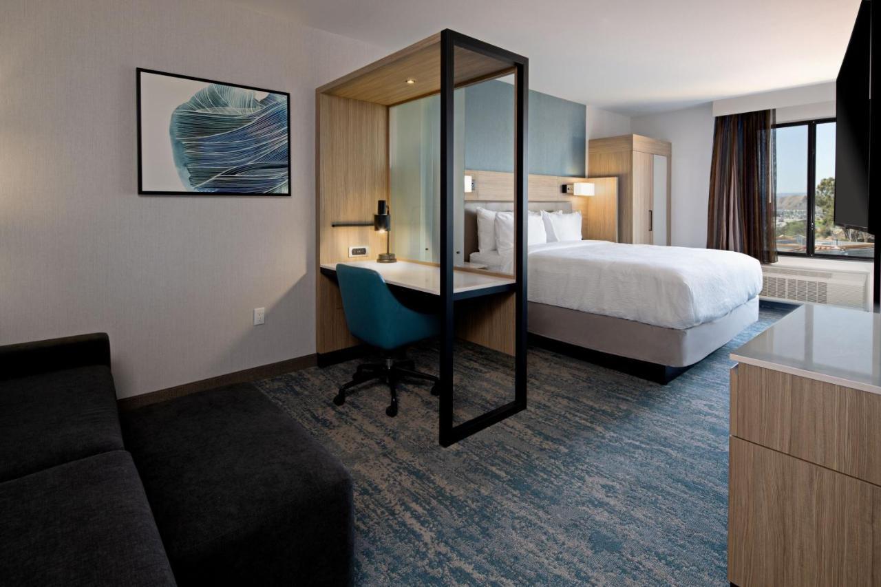 Springhill Suites By Marriott Valencia Exterior photo